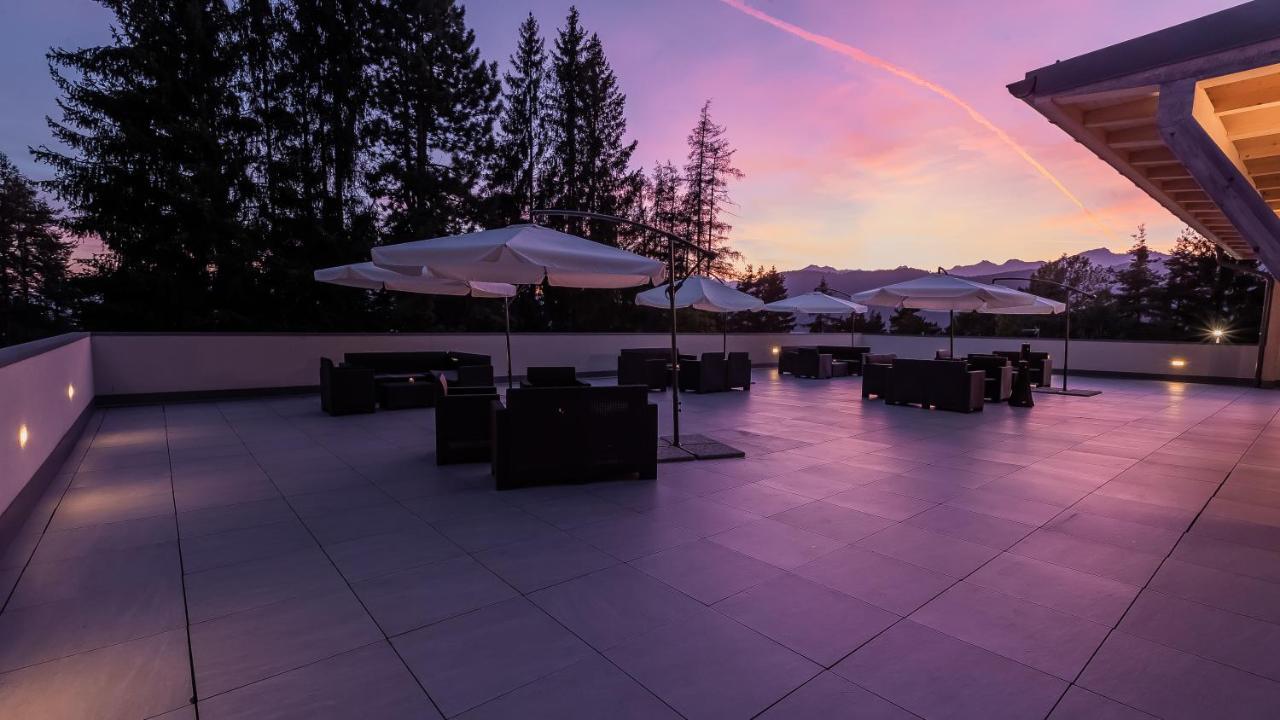 Hotel Milano Fondo Exterior photo